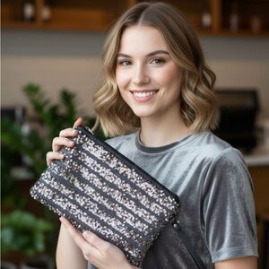 Handmade Sequin Striped Clutch Wristlet with Black Handle-Zipper NEW No BoxTag
